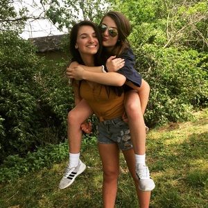 Meet your Posher, Korrine